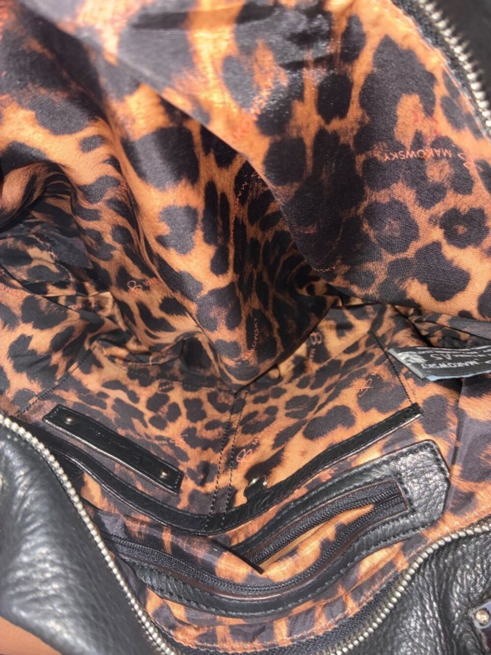 B. Makowsky Black Genuine Leather Shoulder Bag With Leopard Print Lining And Sil - Picture 9 of 13
